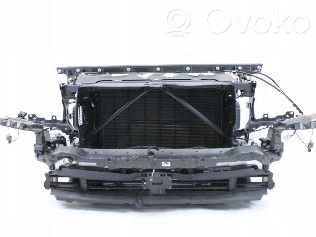 BMW X7 G07 Panou suport radiator 