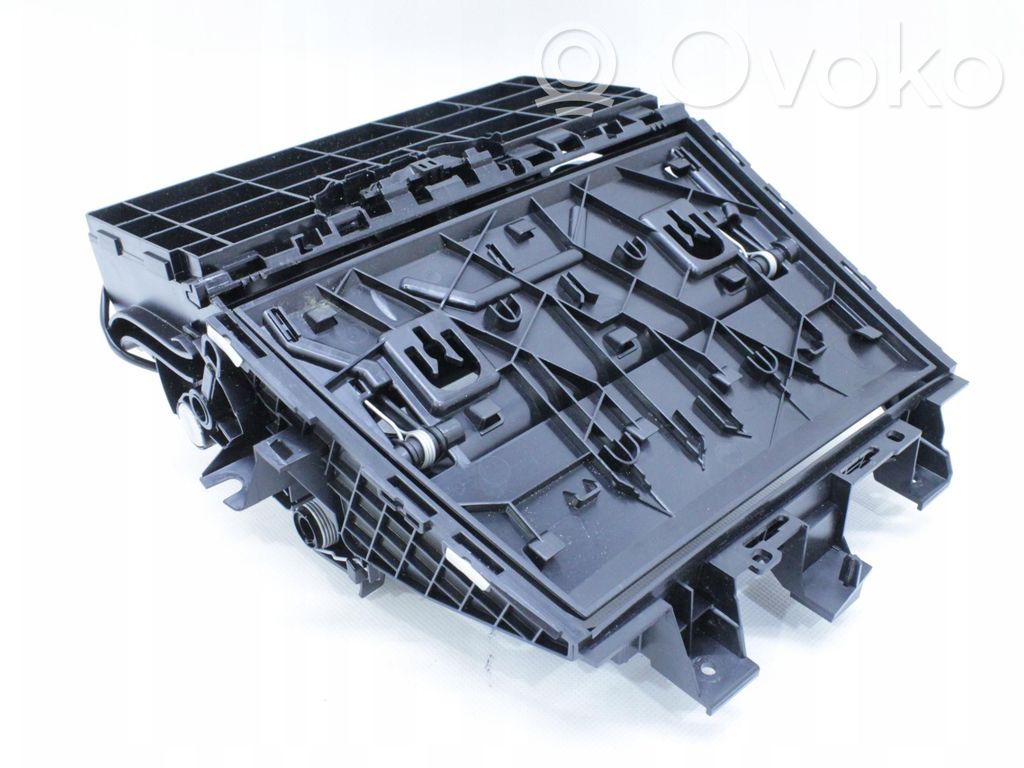 BMW 4 G22 G23 G24 G26 Glove box central console 