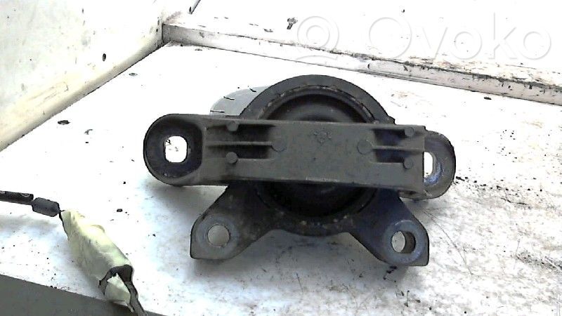 Engine mount bracket