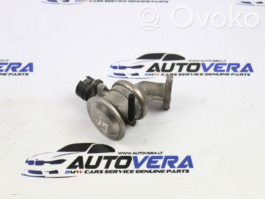 BMW 7 E38 EGR vožtuvas 