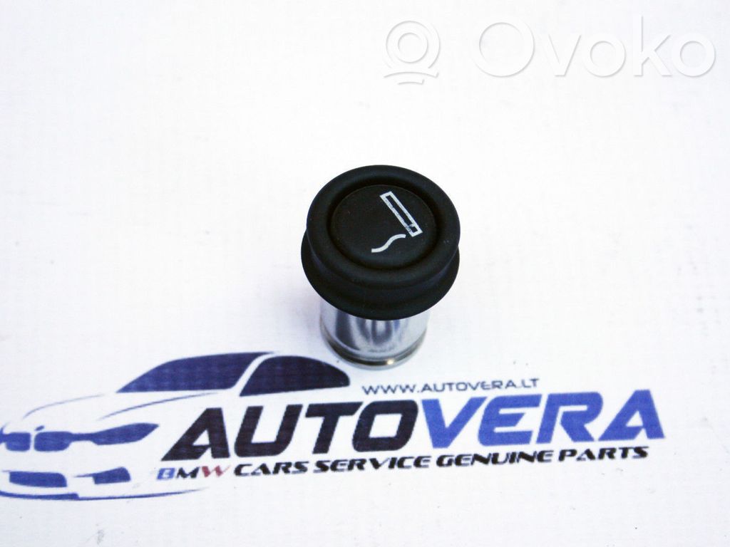 BMW 3 E46 Cigarette lighter 