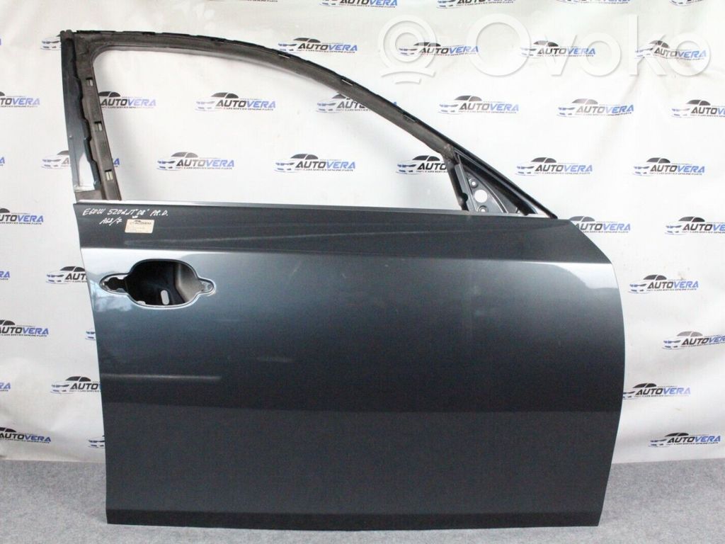 Durvis