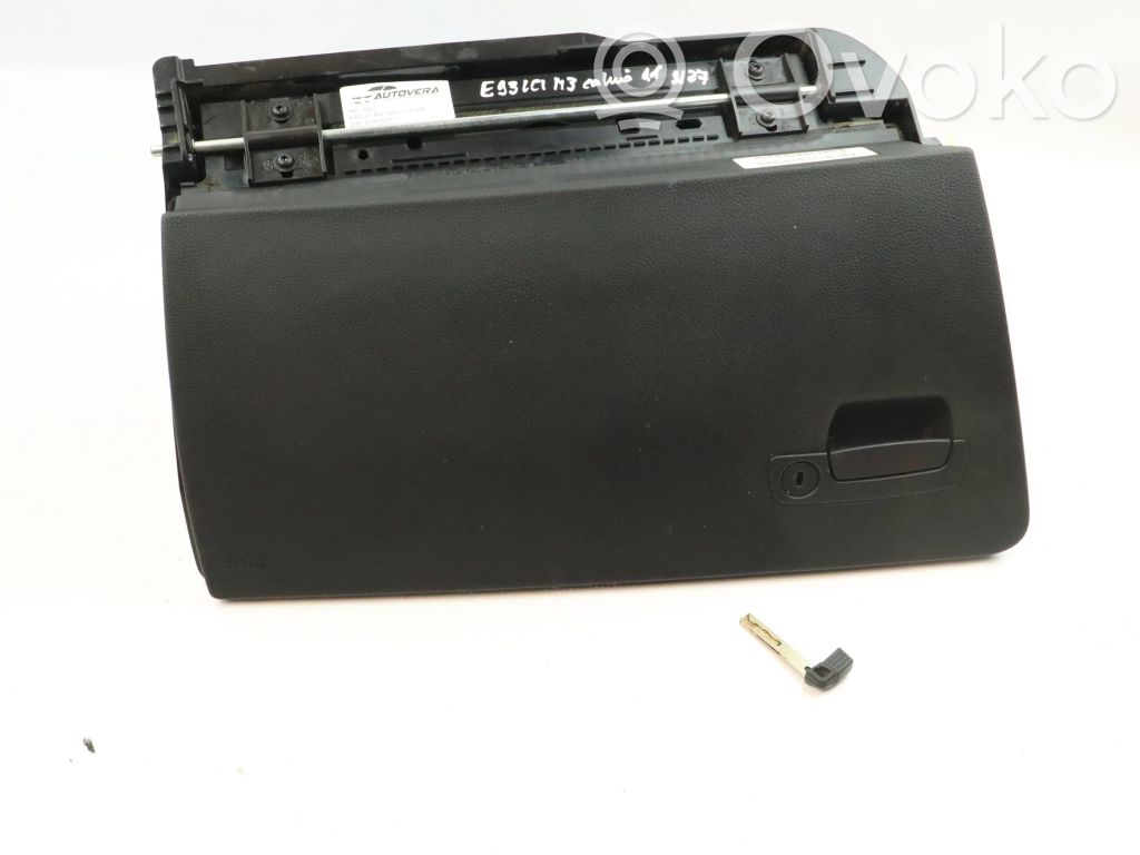 BMW 3 E92 E93 Glove box 