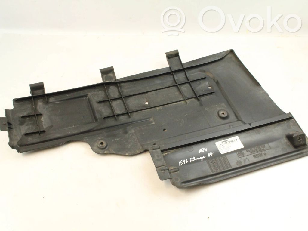 Placa protectora del centro/medio   7892953,51717892953
