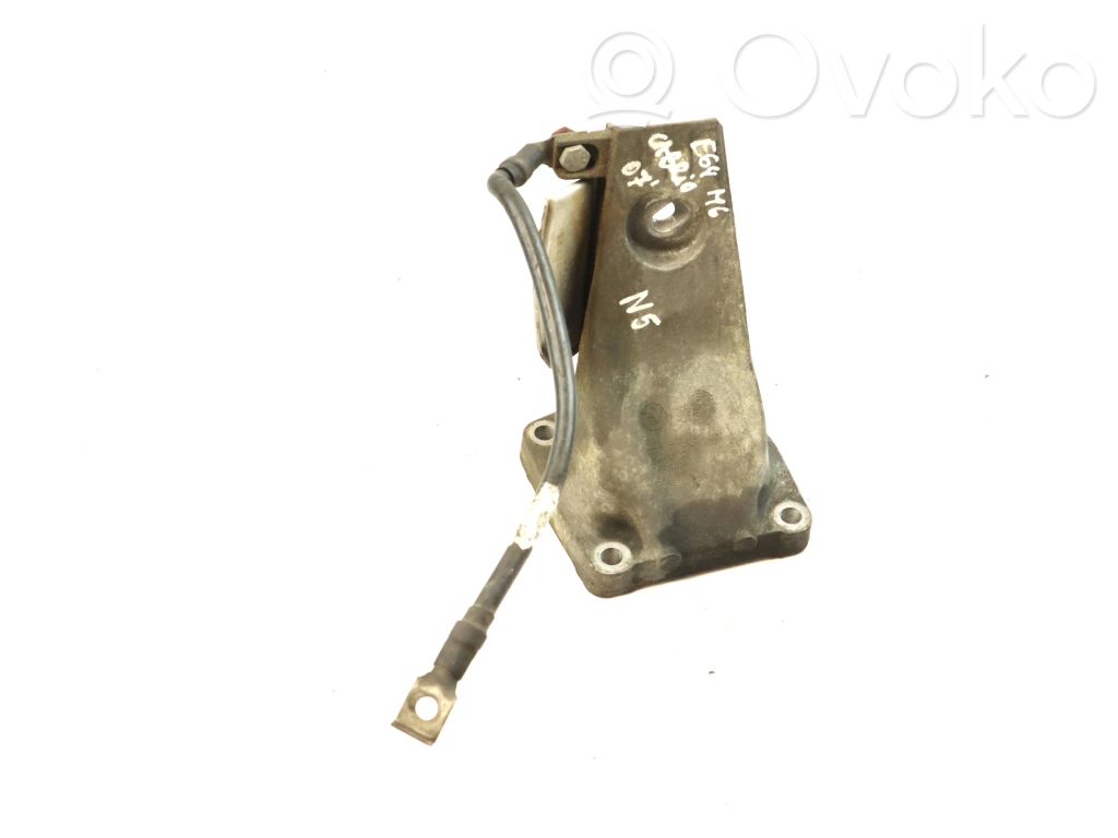 BMW 6 E63 E64 Engine mounting bracket 