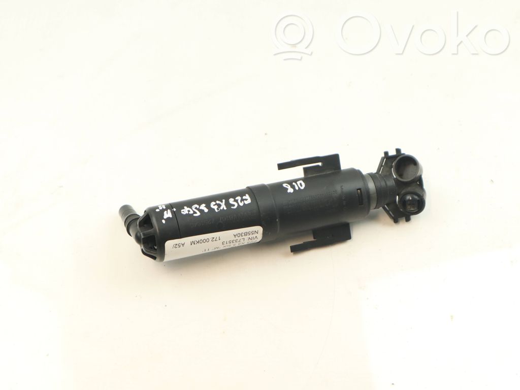 BMW X3 F25 Dysza spryskiwacza lampy przedniej 