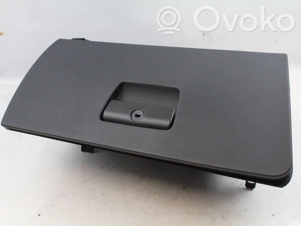 BMW 3 E90 E91 Glove box 