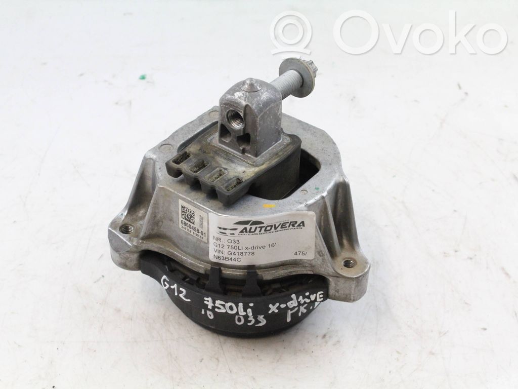 BMW 7 G11 G12 Engine mount bracket 