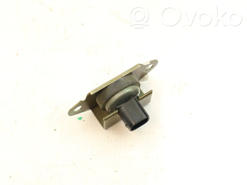 Acceleration sensor   1095326