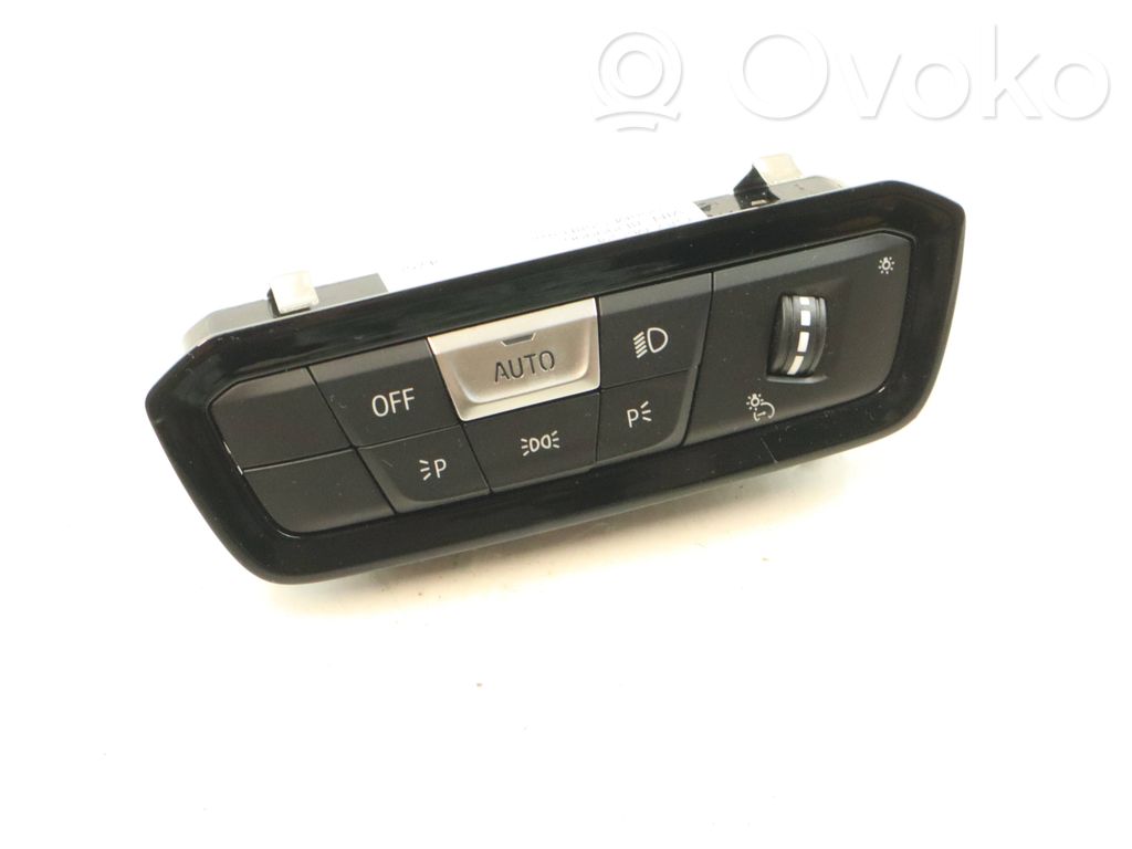 BMW M2 G87 Light switch 
