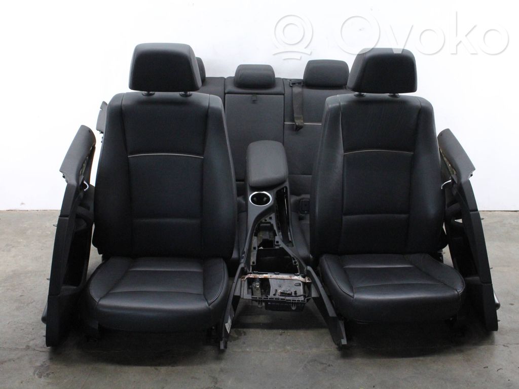 Salono komplektas