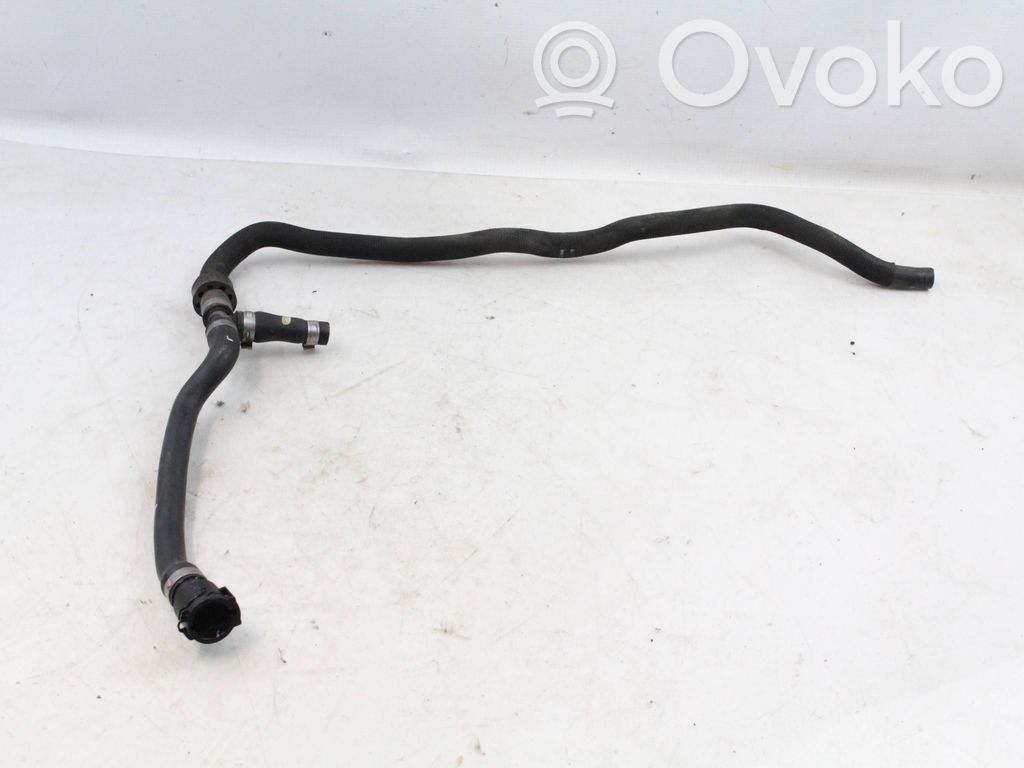 Engine coolant pipe/hose   7589733