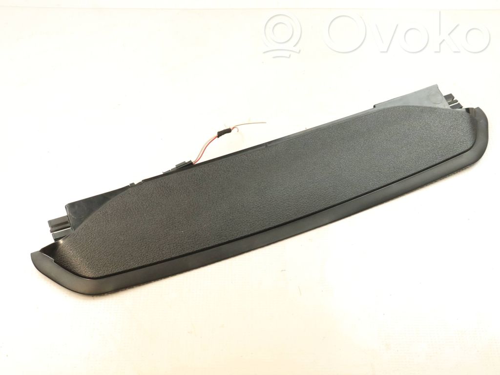 BMW X6 M Third/center stoplight 