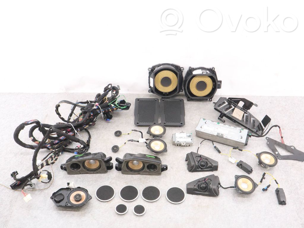 BMW X6 M Audio system kit 
