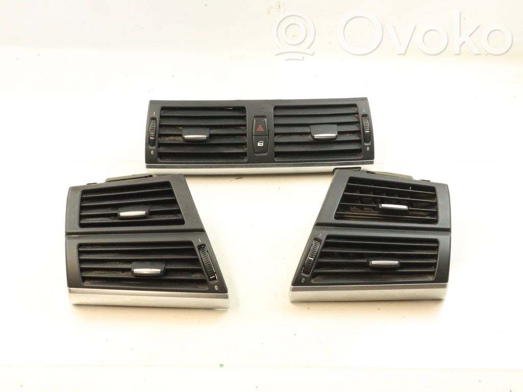 BMW X5 E70 Rejilla de ventilación central del panel 