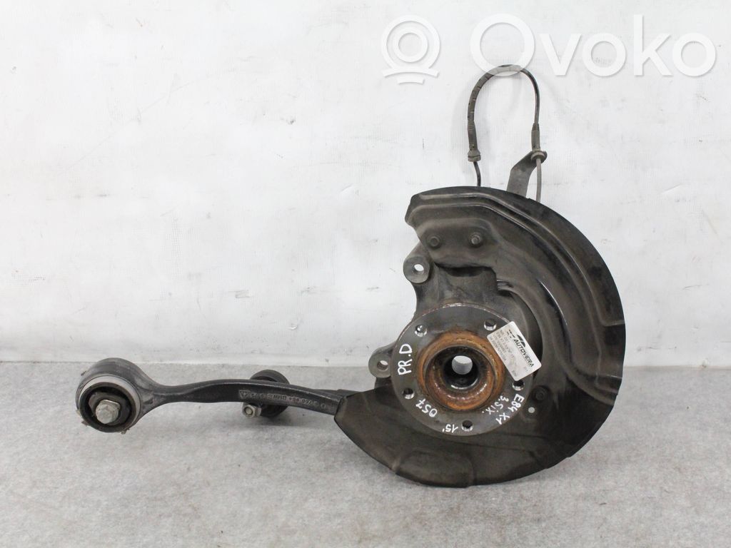 BMW X1 E84 Priekšējā riteņa rumbas vārpstas šarnīrs (stupica, capfa) 