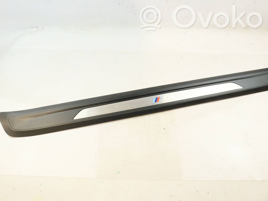 BMW M4 F82 F83 Listwa progowa przednia 