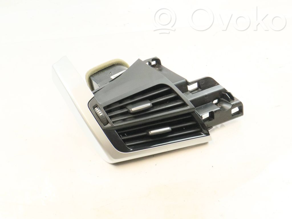 BMW X6M F86 Copertura griglia di ventilazione laterale cruscotto 