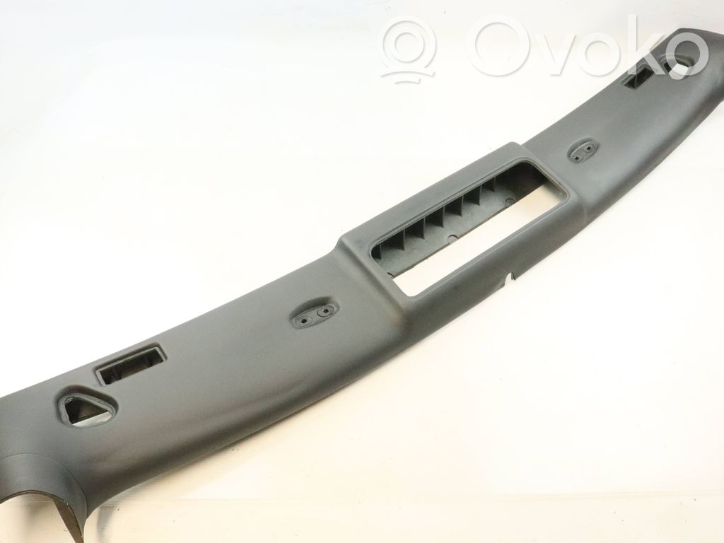 BMW M6 (A) pillar trim 