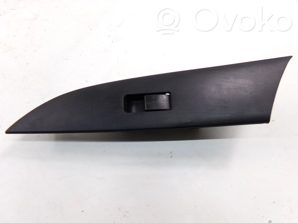 Mazda 3 I Electric window control switch 