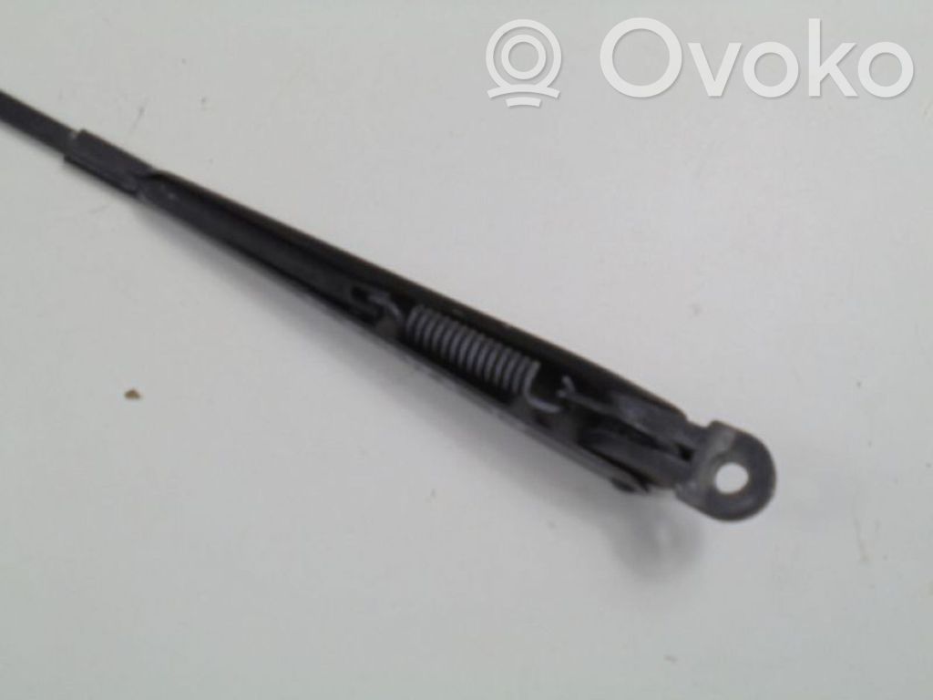 Ford Fiesta Front wiper blade arm 