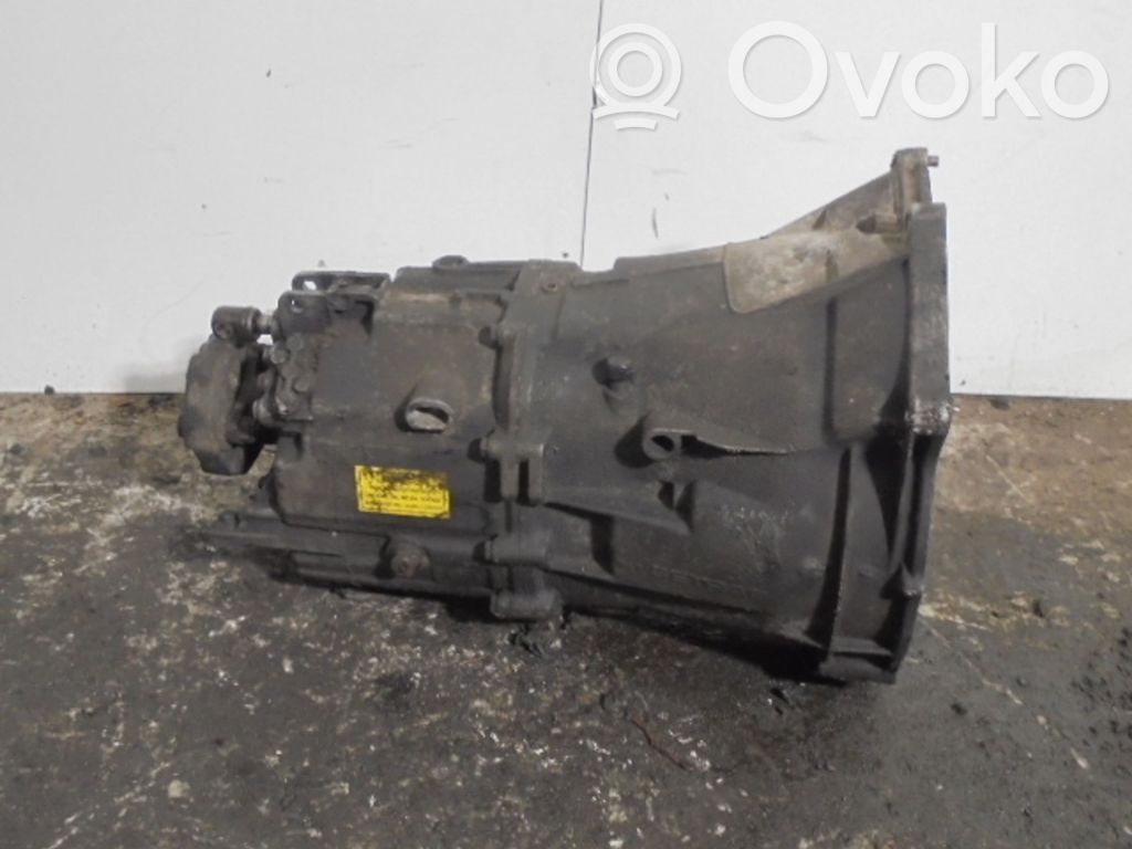 BMW 3 E46 Mechaninė 4 pavarų dėžė 