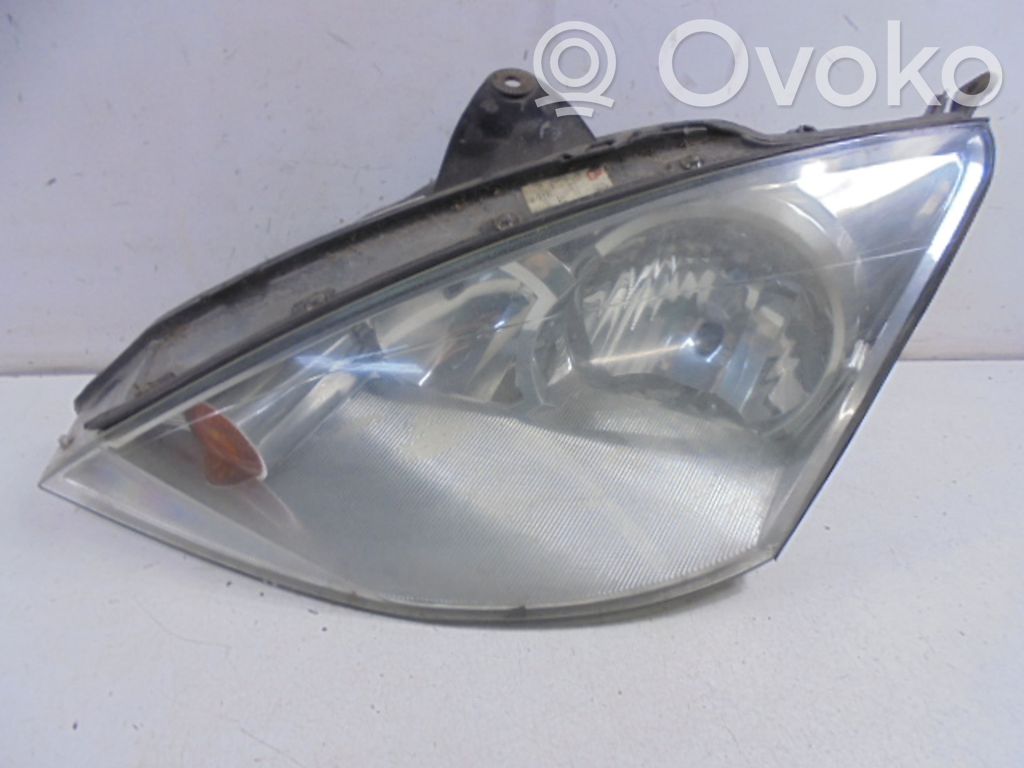 Ford Focus Headlight/headlamp 