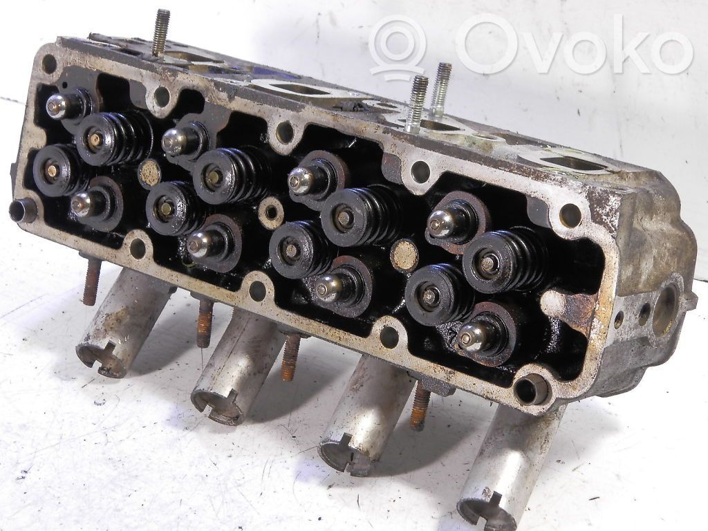 Opel Corsa B Głowica silnika 