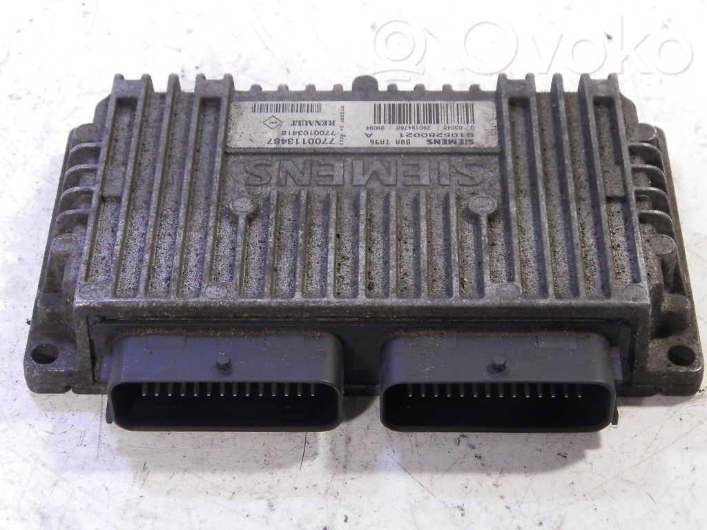 Renault Clio II Engine control unit/module ECU 
