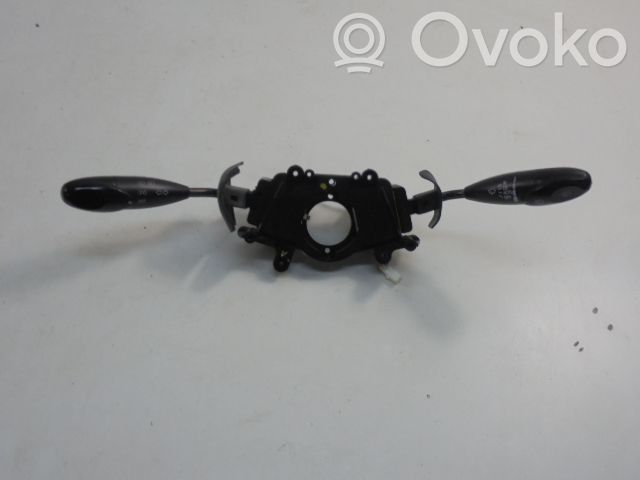 Chevrolet Evanda Wiper turn signal indicator stalk/switch 