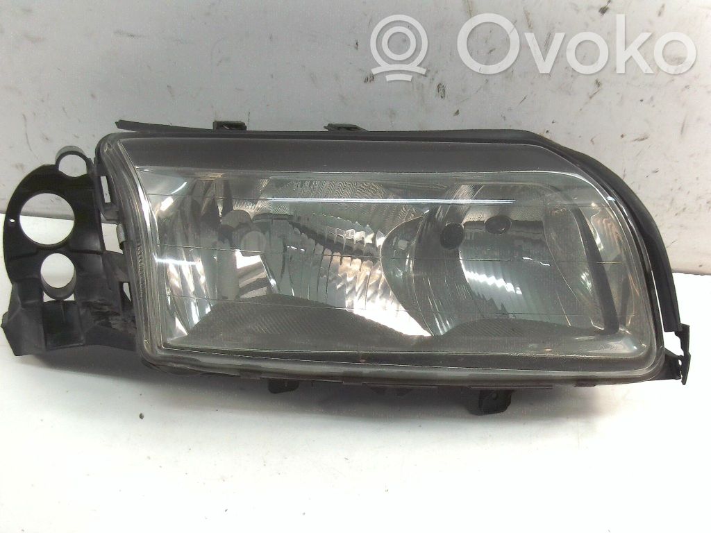 Volvo S80 Lampa przednia 