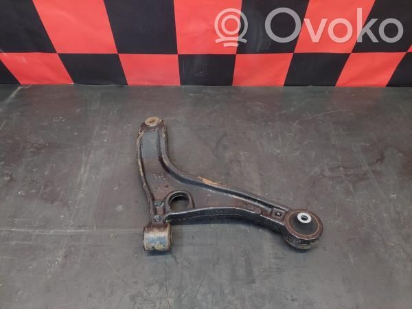 Opel Movano B Priekinė svirtis 