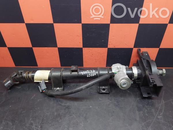 Steering wheel   40C12