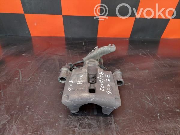 Iveco Daily 4th gen Galinis suportas 