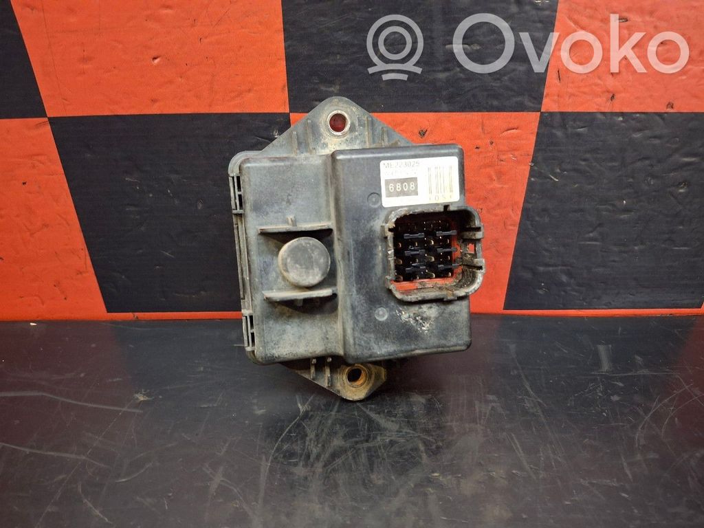 Other control units/modules   ME223025
