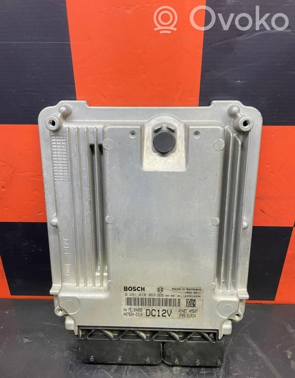 Mitsubishi Canter Engine control unit/module 