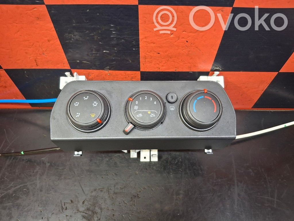 Climate control unit   M0146431520,SEMARCONDICIONADO