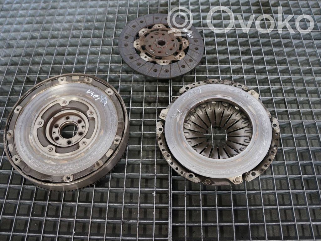 Volvo V40 Cross country Flywheel 