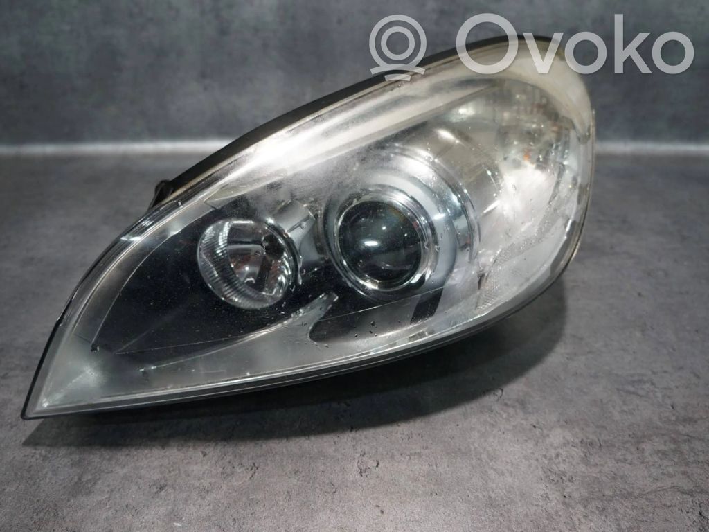 Volvo V60 Priekinis žibintas 