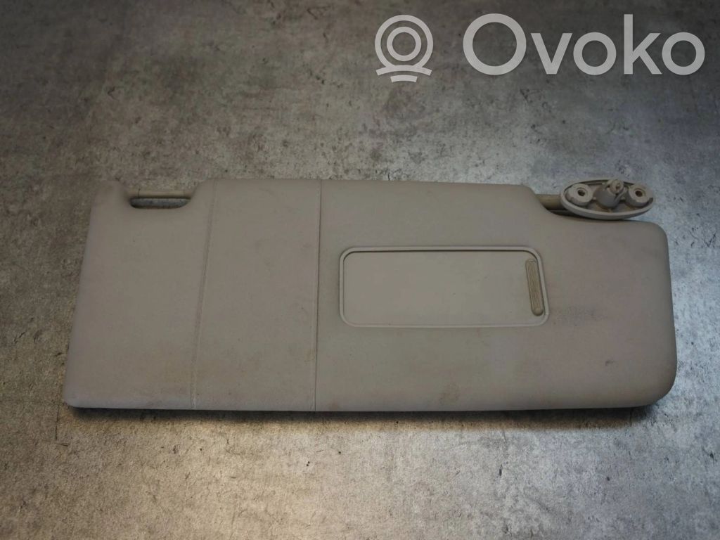 Sun visor