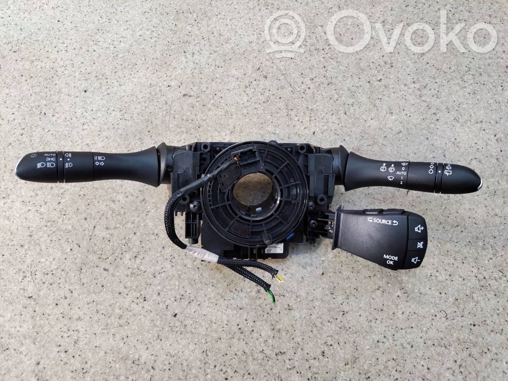 Renault Megane IV Wiper turn signal indicator stalk/switch 