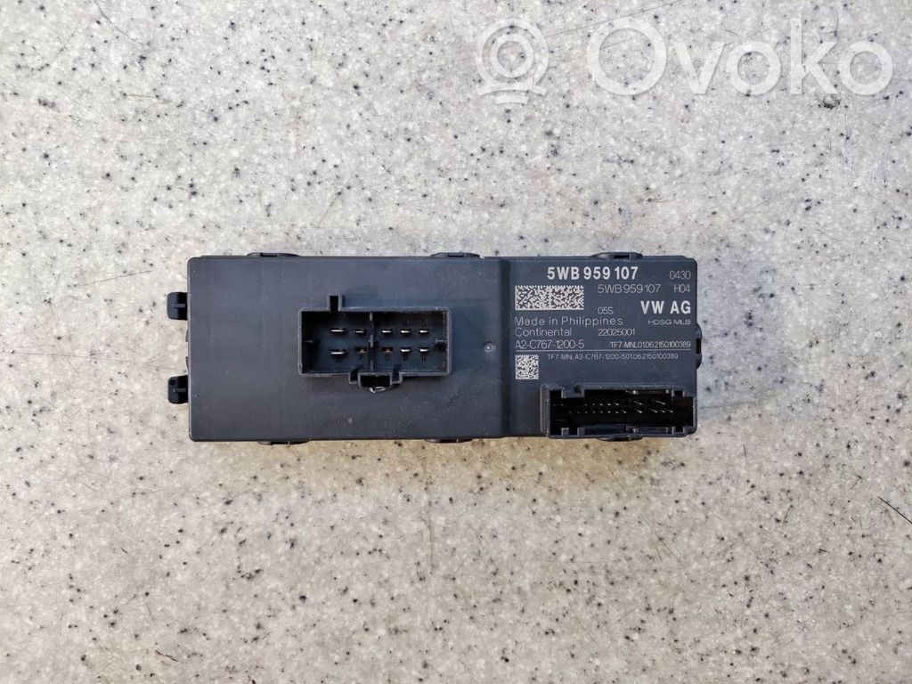 Skoda Octavia Mk4 Tailgate/trunk control unit/module 