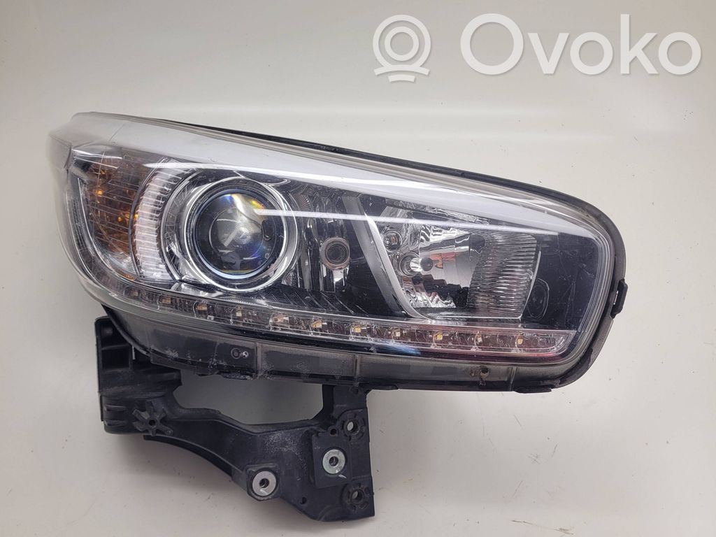 KIA Ceed Headlight/headlamp 
