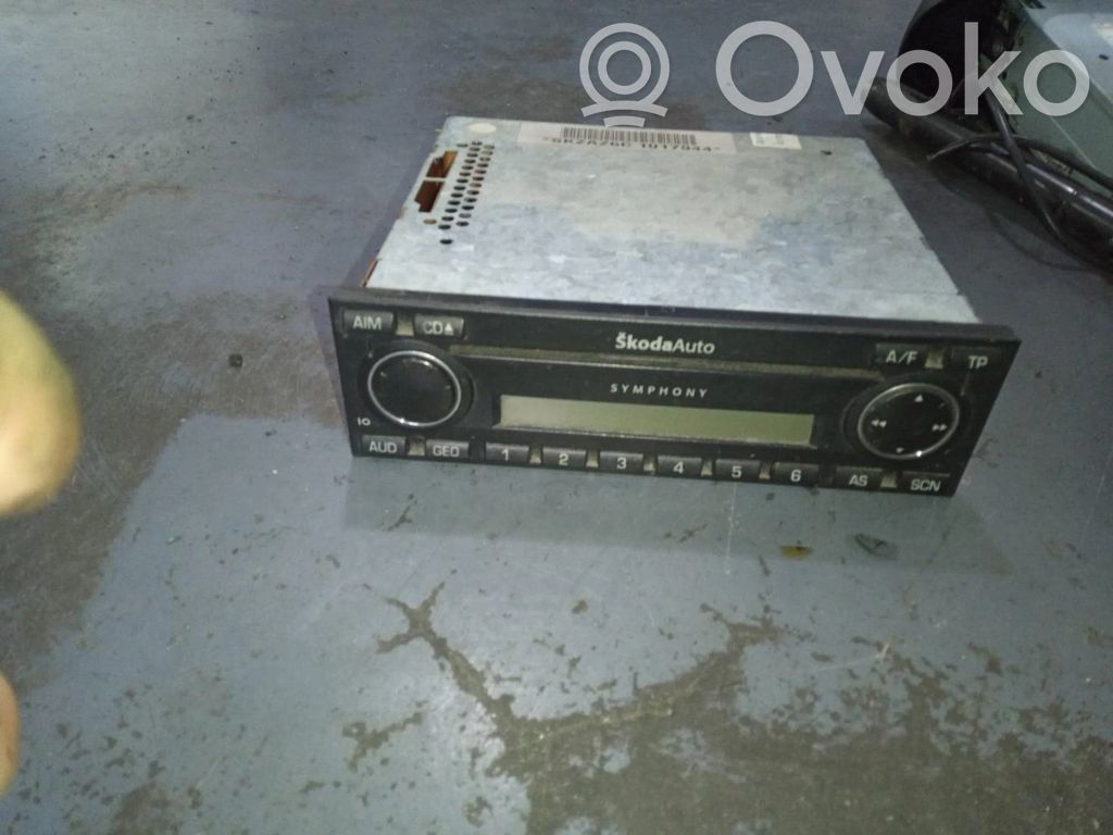 Skoda Superb B5 (3U) Panel / Radioodtwarzacz CD/DVD/GPS 