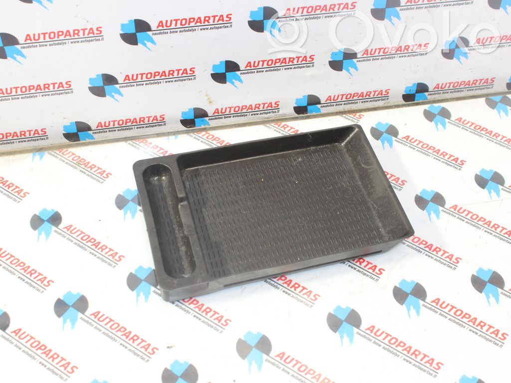 Base de la guantera   914211708,9142117