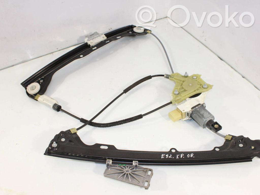 BMW 3 E92 E93 Front door window regulator with motor 