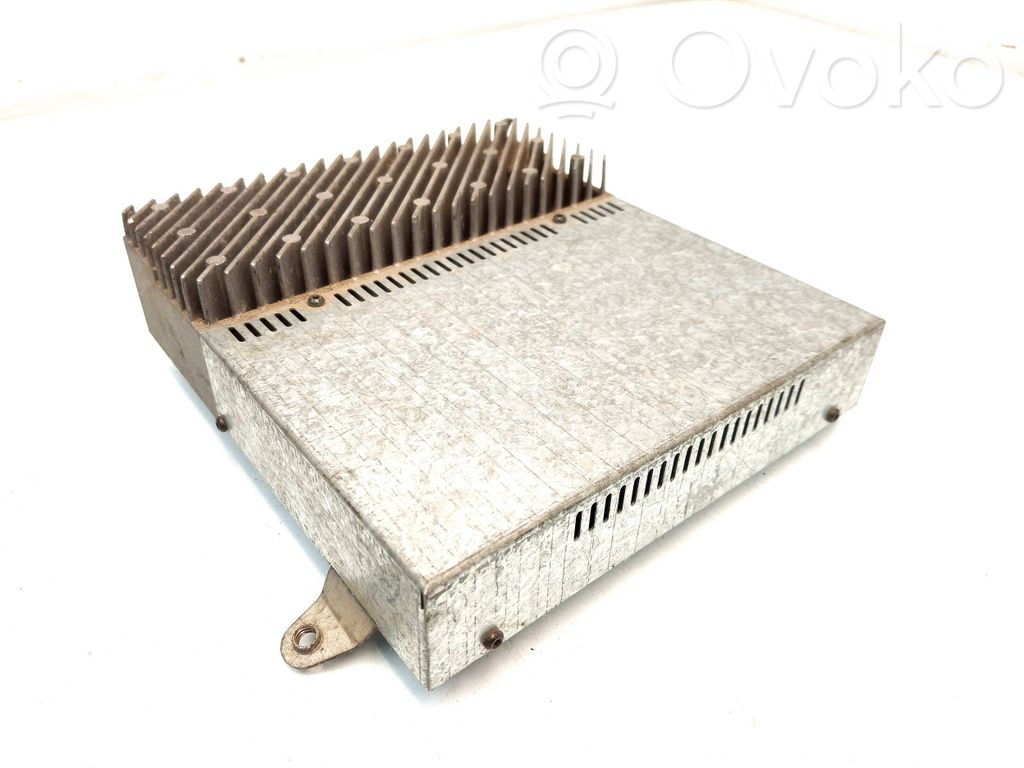 BMW 5 E39 Garso stiprintuvas 