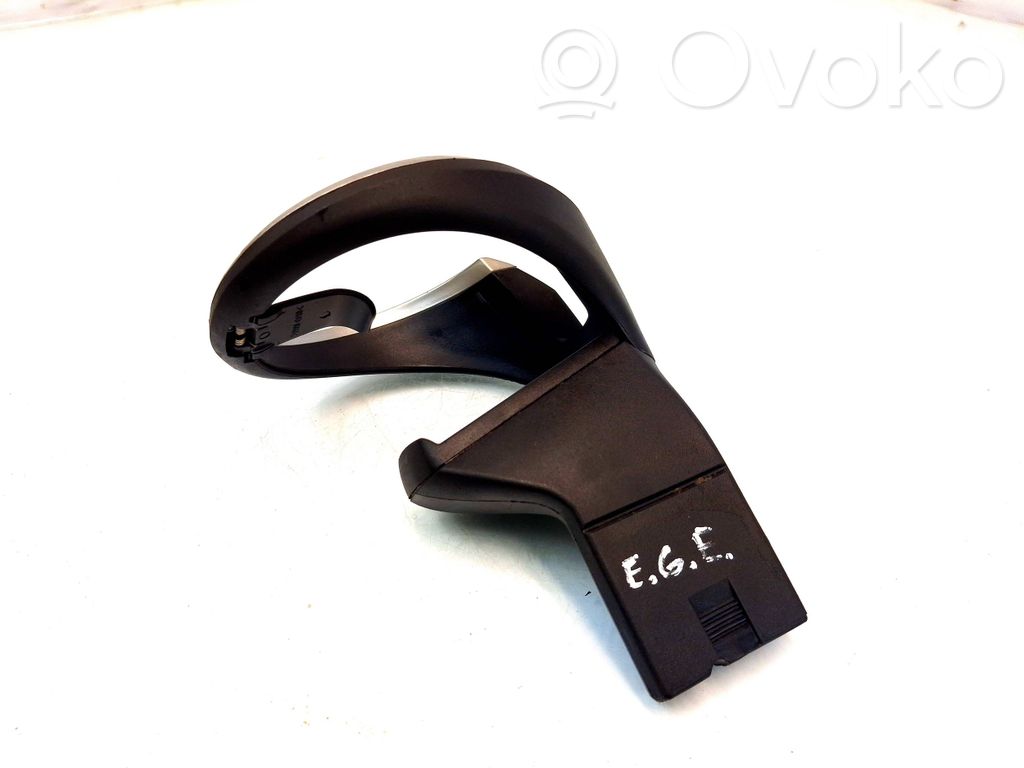 Cup holder front   9252877,51169252877,51162991201,2991201