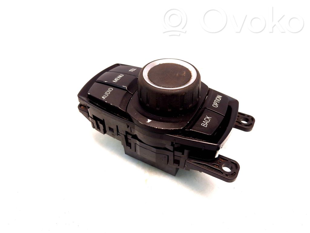 BMW 3 F30 F35 F31 Panel radia 