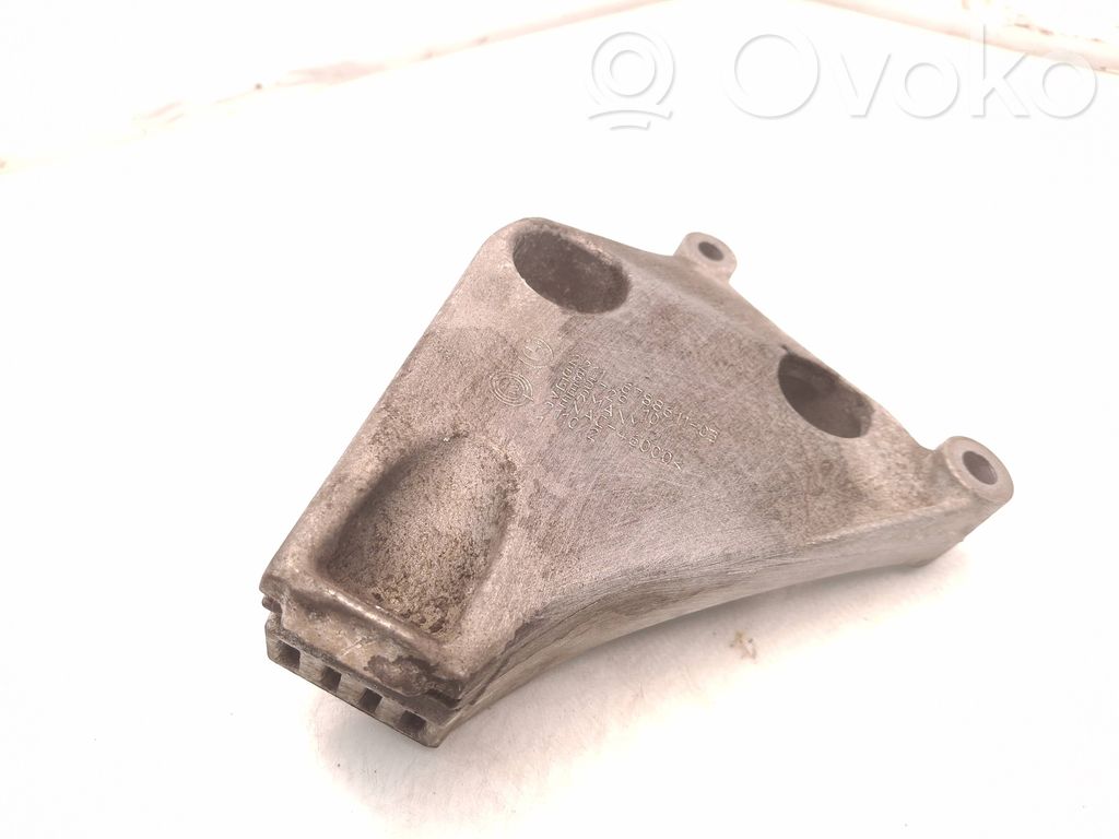 BMW 1 F20 F21 Engine mounting bracket 